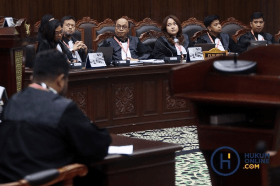 Copyright Law Dispute: Singers Question Licensing, Songwriters Sue LMKN to the Constitutional Court