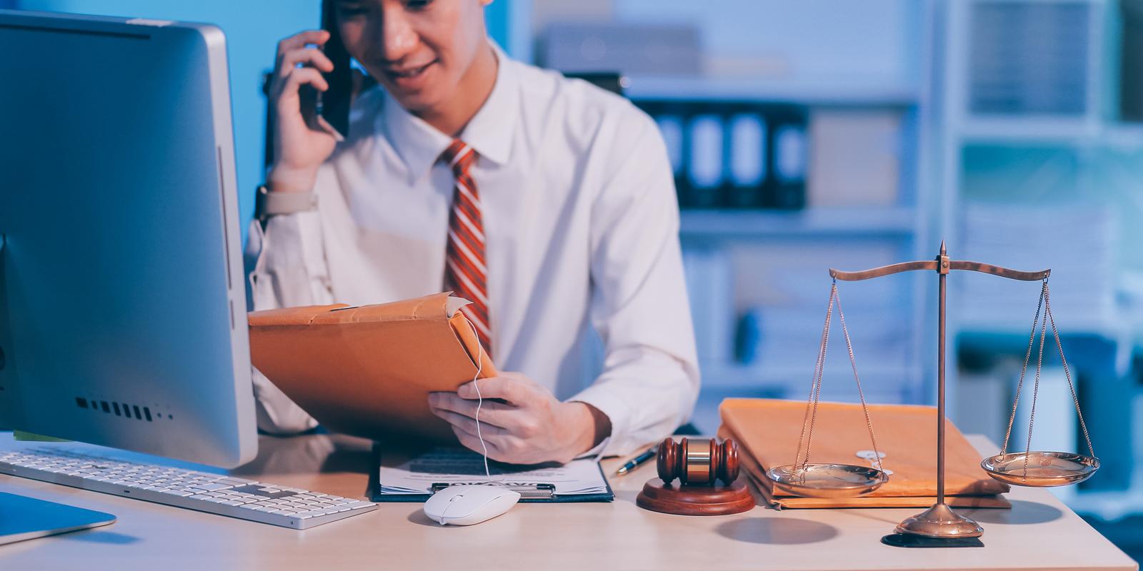 Judicial Reviews of the Advocates Law
