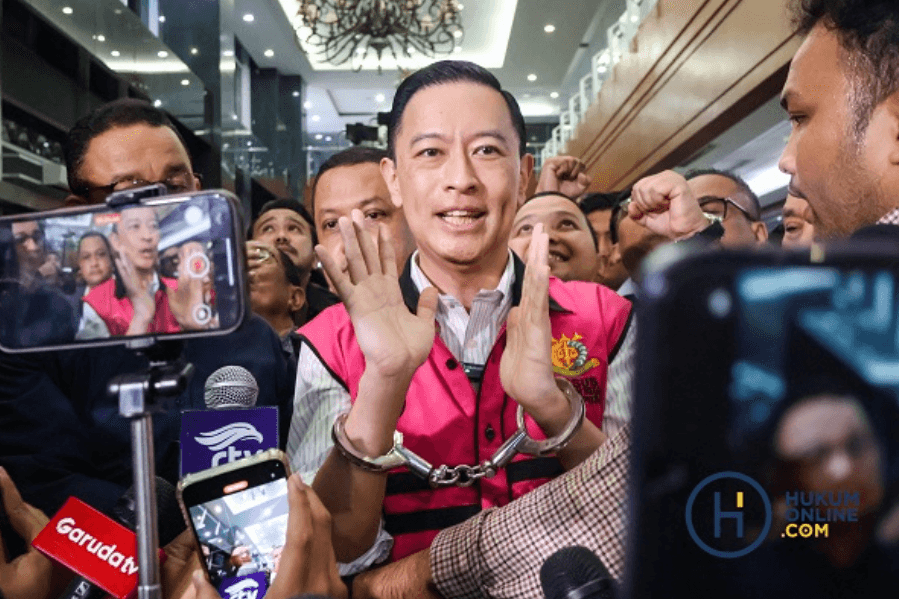 Sentenced to 4.5 Years in Prison in Sugar Import Case, Tom Lembong: I Was Proven to Have No Mens Rea